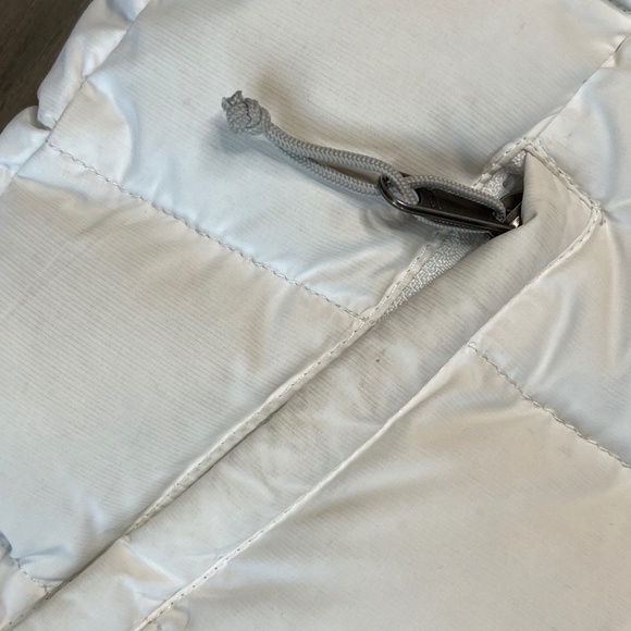 The North Face Women's 700 White Nuptse Goose Down Puffer Jacket Size XS $450 - Picture 3 of 16